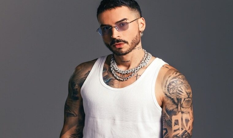 Reykon sufrió un accidente y se prendió en llamas en pleno concierto en Neiva