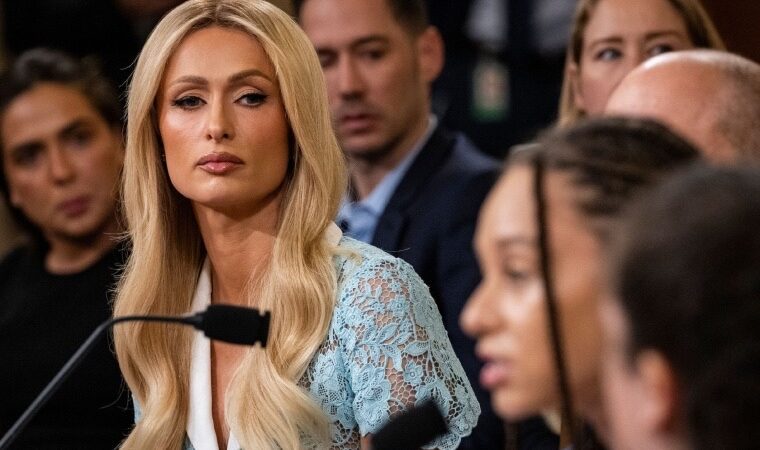 Paris Hilton revela los abusos que sufrió en un internado para adolescentes 