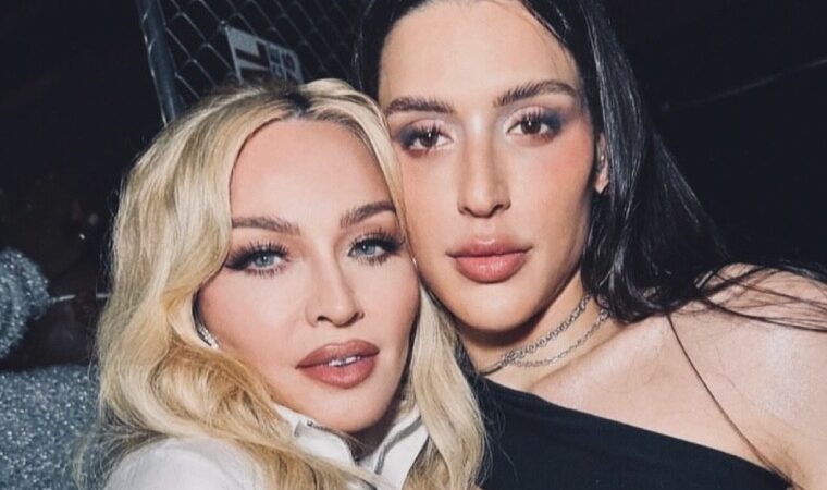Madonna y la venezolana Arca, se unen en el escenario del LadyLand Festival