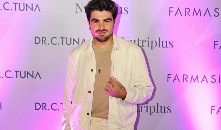 Jonathan Moly emitió su opinión ante los artistas que participaron en el tema oficial de la campaña de Nicolás Maduro 