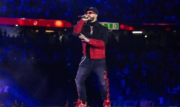 Anuel AA se enfrenta a burlas por su voz en la “Velada del Año 4”