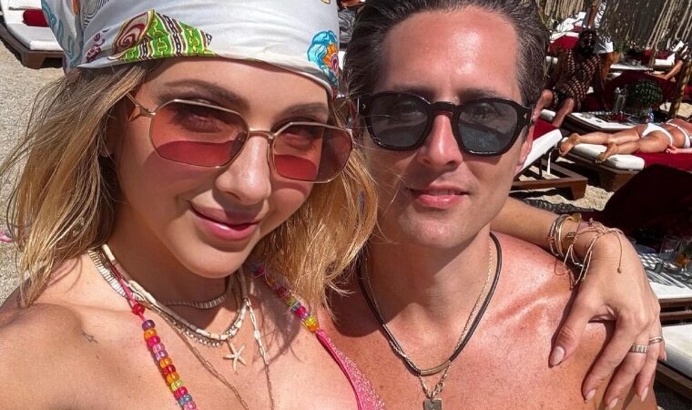 Sascha Fitness saca sus pasos prohibidos con su esposo en Mykonos 