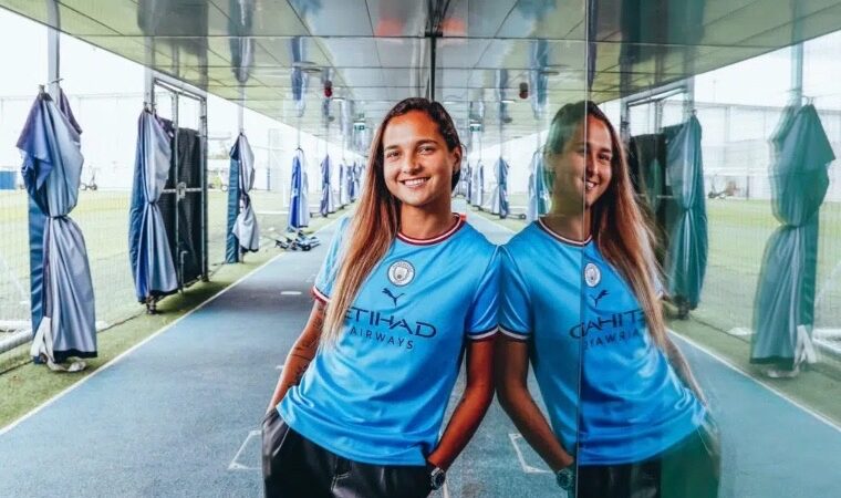 Deyna Castellanos amplía su programa de becas para seguir apoyando a estudiantes y atletas