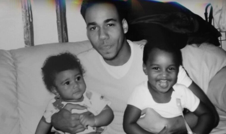 Romeo Santos sorprende a sus seguidores con fotos inéditas de sus hijos 