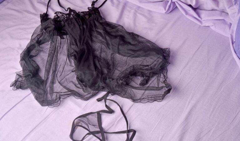 El encanto del baby doll: Redefiniendo la lencería femenina