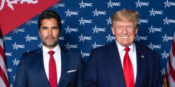 Eduardo Verástegui y Donald Trump- Foto Cortesía