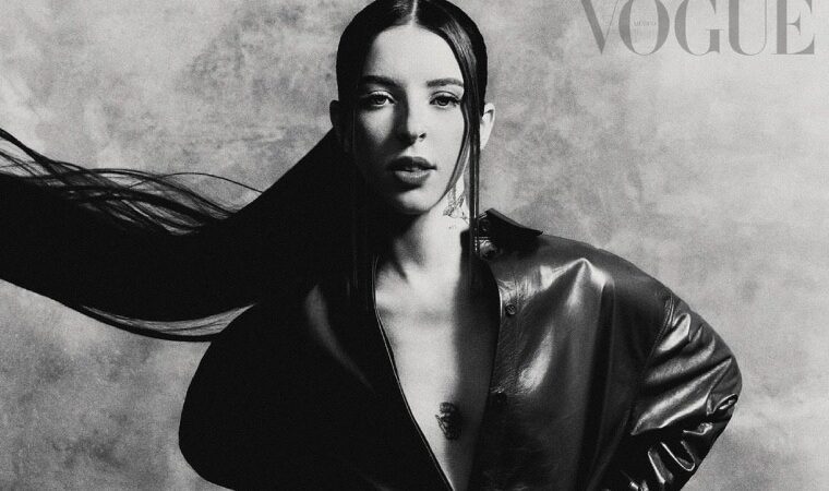 “Me fascina cantarle a las mujeres”: Young Miko conquista la portada de Vogue México y Latinoamérica 