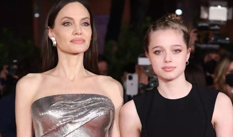Hija de Angelina Jolie y Brad Pitt se quita el apellido de su padre Hija de Angelina Jolie y Brad Pitt se quita el apellido de su padre