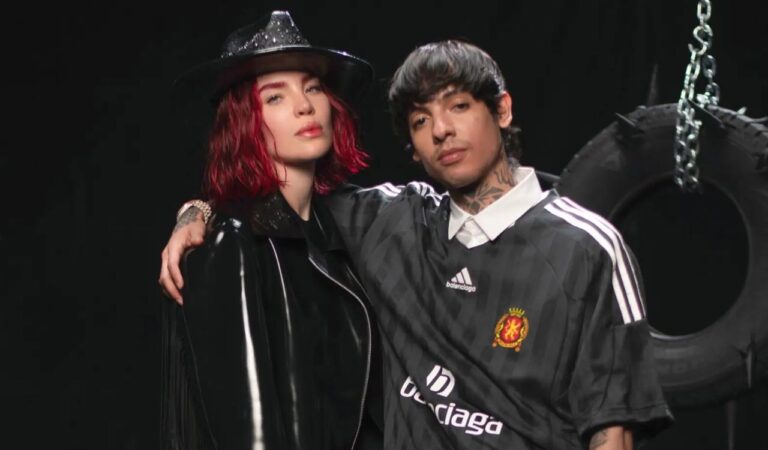 El incómodo momento que vivió Belinda en el escenario con este cantante