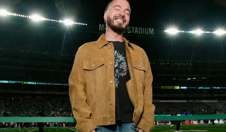J Balvin alza la voz contra el tráfico infantil en los Latin Billboards: “Prefiero morir que quedarme callado” 