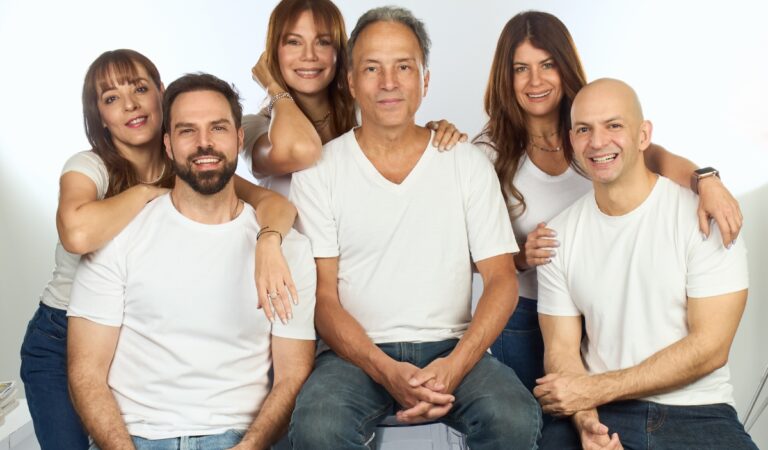 ‘Los Bonobos’ llega a Caracas para desafiar estereotipos