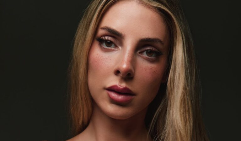 Corina Smith se confiesa en “Quítenme el cel”