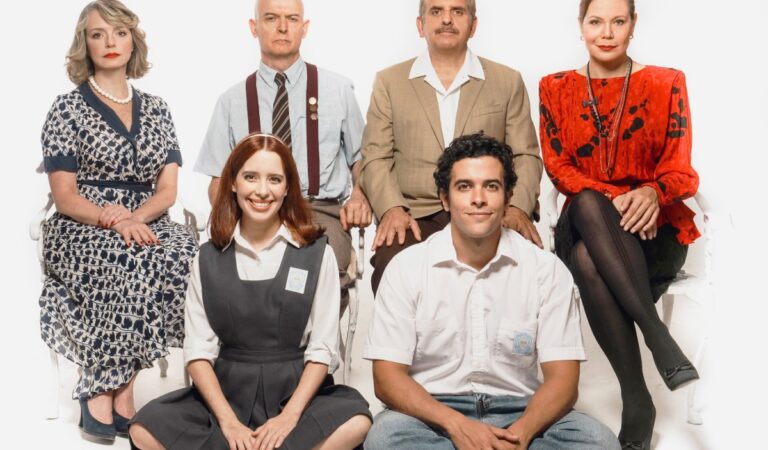 «Los Hombros de América»: La conmovedora comedia de Fausto Verdial regresa al Trasnocho Cultural 
