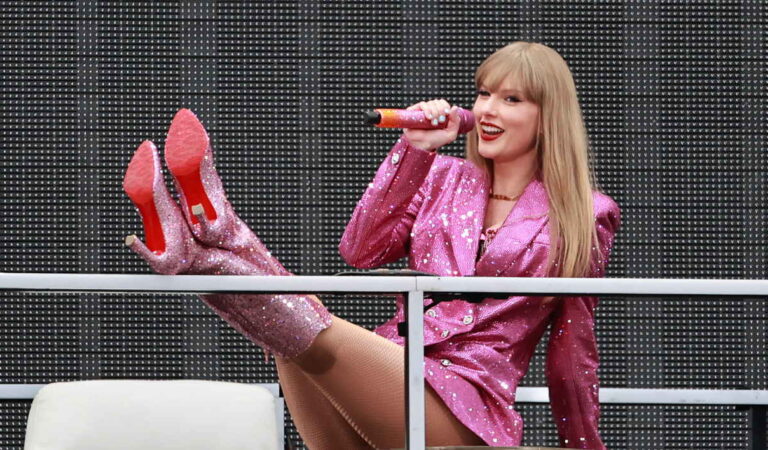 Billboard reconoce a Taylor Swift como icono del pop del siglo XXI