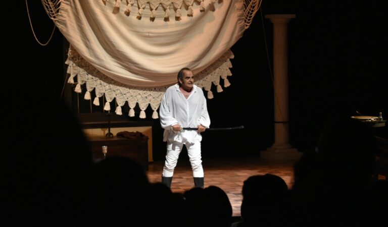 “Mi último delirio”: Un homenaje teatral a Simón Bolívar en La Concha Acústica