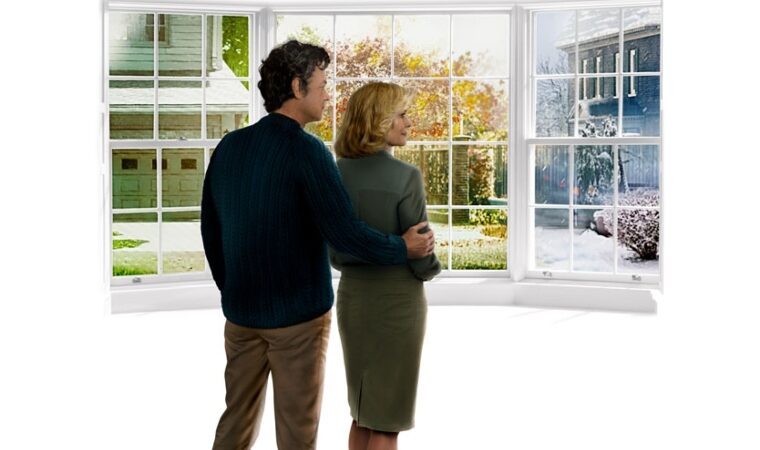 “Aquí”: una película que celebra el tiempo presente