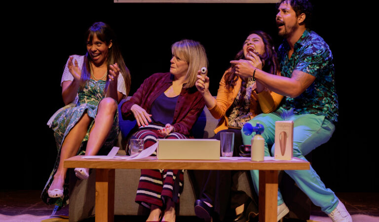 “Bajo Terapia”: La comedia que vuelve a conquistar el teatro trasnocho