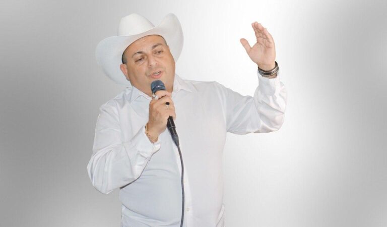 Armando Canelones: ‘La voz del vallenato’ que conquista el mundo con «Un Norte en el Sur»