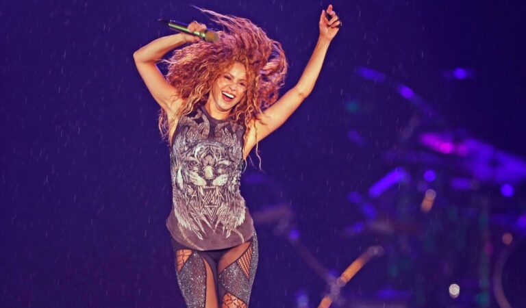 Tras cancelar conciertos, Shakira le hizo un regalo musical a sus fanáticos de Chile