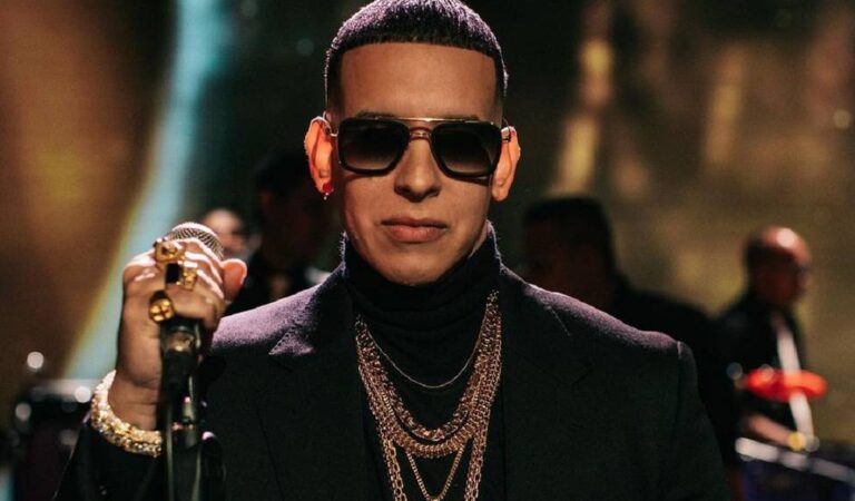 Daddy Yankee solicita la disolución de corporaciones compartidas con su exesposa por diferencias irreconciliables