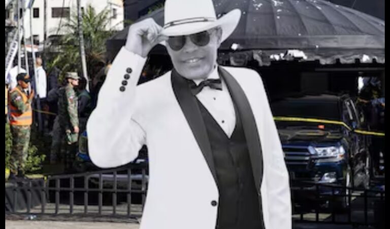 Con emotivos mensajes: así se despiden las celebridades de Rubby Pérez