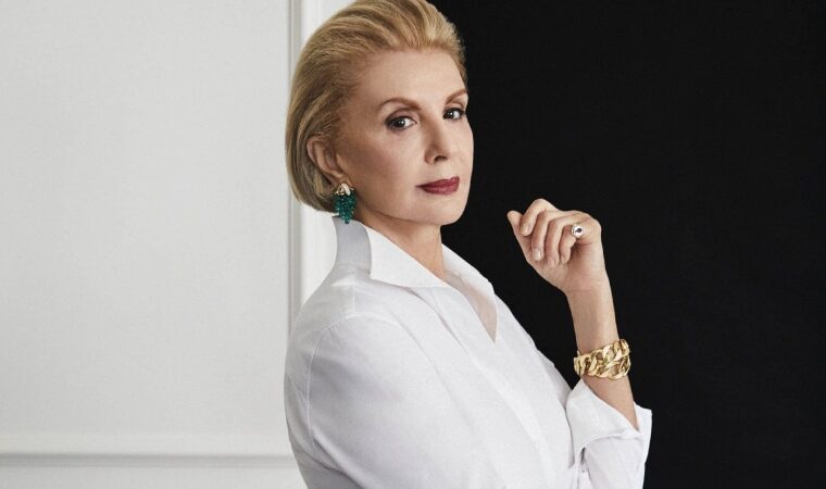 Carolina Herrera define el color de uñas ideal para una elegancia atemporal en 2025