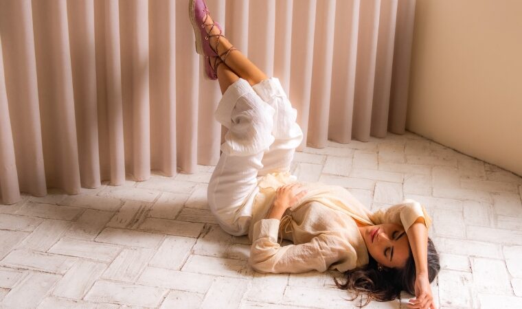 Descubre Maroas, la nueva marca de alpargatas sostenibles con diseño contemporáneo