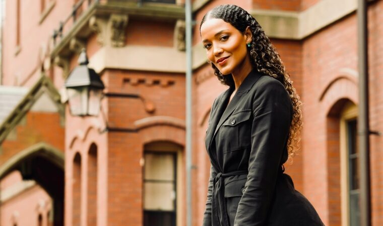 Tracy Andrade: de la actuación al liderazgo femenino