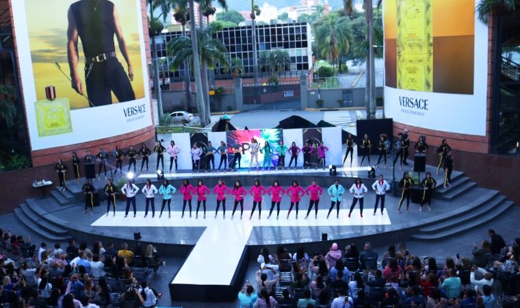 Moda sostenible en Venezuela: Class-715 celebra cuarto aniversario con desfile innovador