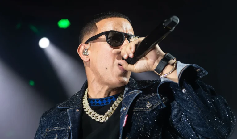 Daddy Yankee sorprende al mundo con su esperado regreso y un nuevo sencillo optimista