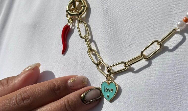 Eleva tu estilo con creatividad y autenticidad con Flowky: accesorios originales y cool para destacar