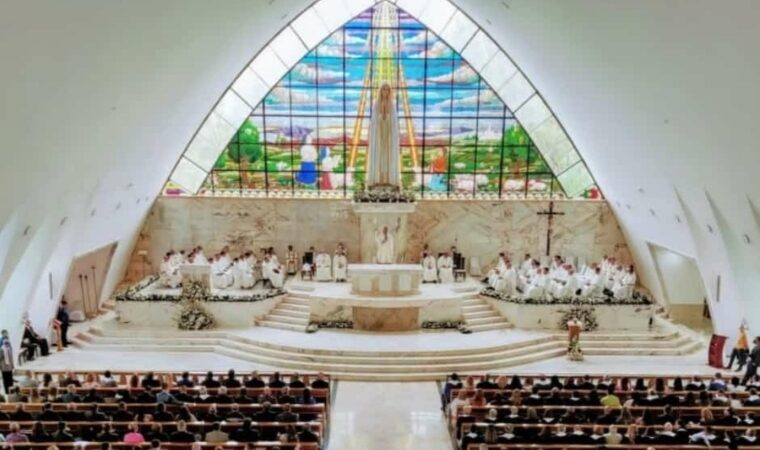 Santuario de Fátima y Cáritas La Natividad apoyan a familias afectadas por lluvias en Los Andes