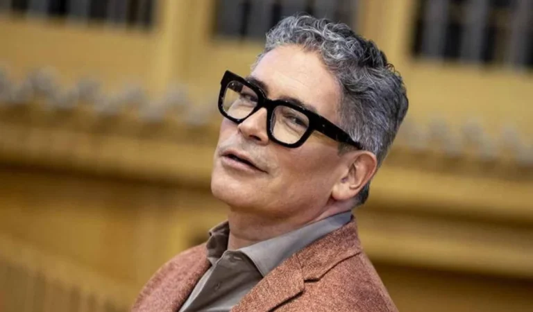 Boris Izaguirre sorprende con un desnudo integral en Isla Margarita