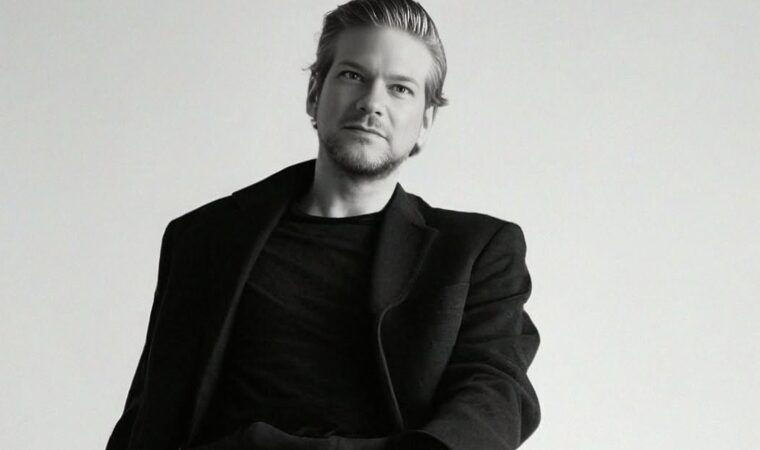 Falleció Fernando Delfino: adiós al fashionista y presentador que revolucionó la moda nacional