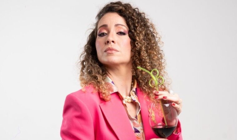 Ale Otero grabará en Caracas su especial de stand up “Doña”: una noche de humor en vivo que promete risas sin pausa Ale Otero grabará en Caracas su especial de stand up “Doña”: una noche de humor en vivo que promete risas sin pausa