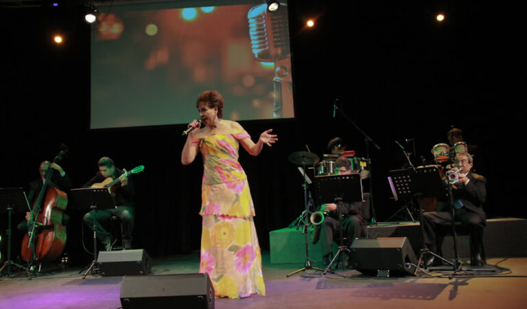 “Ellas son bolero”: Caracas rinde tributo a Floria Márquez este Día de las Madres