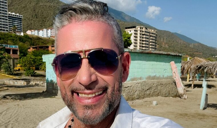Enrique Barrios renueva “Cuando el alma habla” con una propuesta íntima y visualmente emotiva