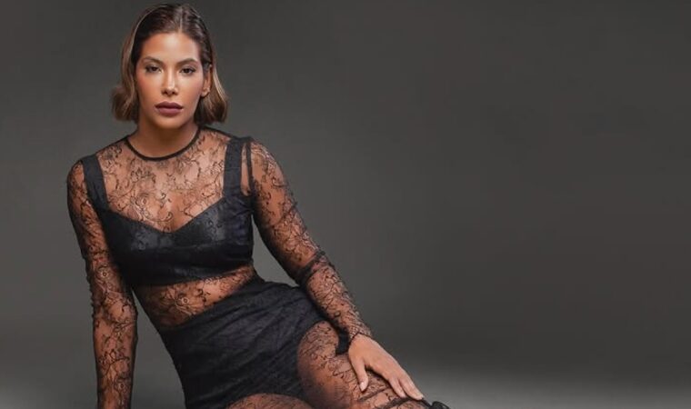 Grabiela Concepción deslumbra con vestido inspirado en la bandera de Venezuela en los Premios de la Moda Española