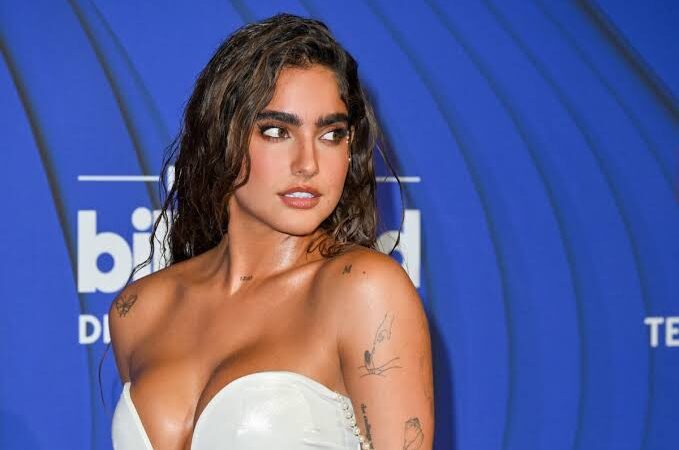 Isabella Ladera muestra su abdomen después del parto y promueve una maternidad sin filtros
