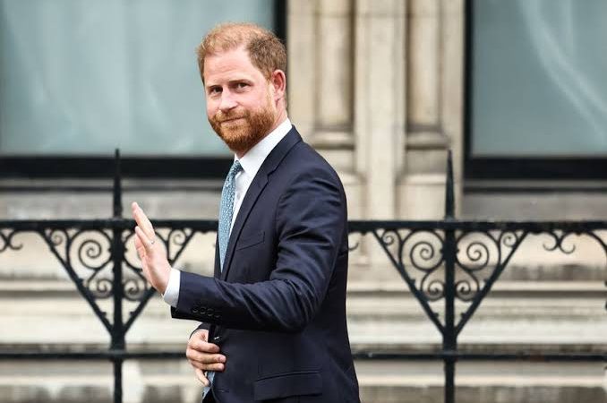 El príncipe Harry denuncia que Reino Unido le ocultó una amenaza terrorista de Al Qaeda, según The Sunday Times