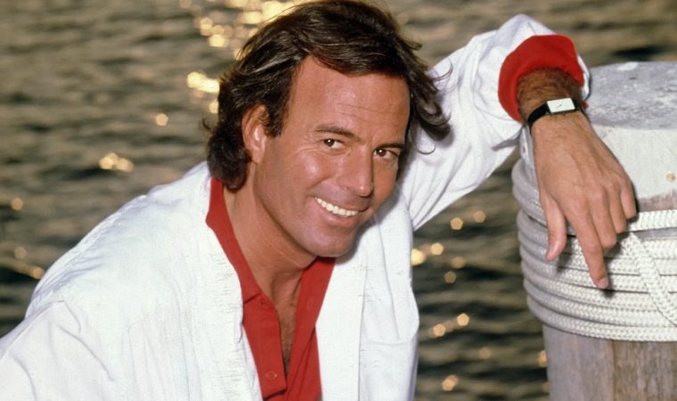 Dos extrabajadoras de Julio Iglesias llevan sus señalamientos hasta la ONU