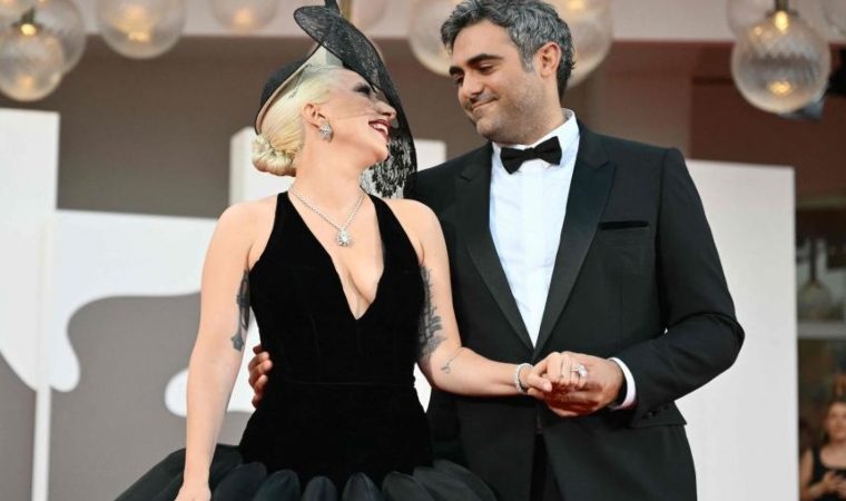 Lady Gaga es mamá: la cantante fue fotografiada con su primer bebé junto a Michael Polansky