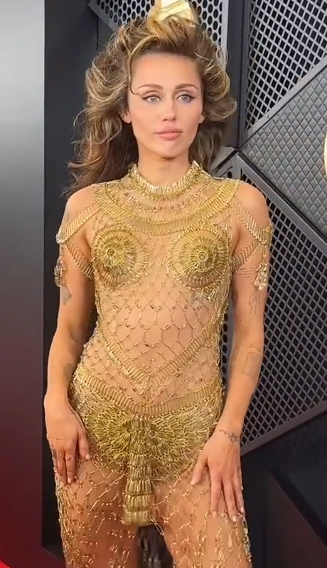 Miley Cyrus en los Grammy 2024