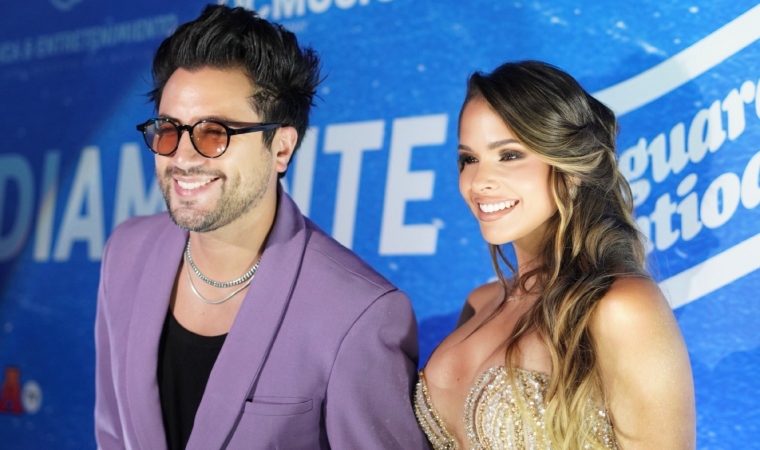 Luz Kelly y Gabo Ramos deslumbran en la conducción de los Monitor Latino Awards 2026